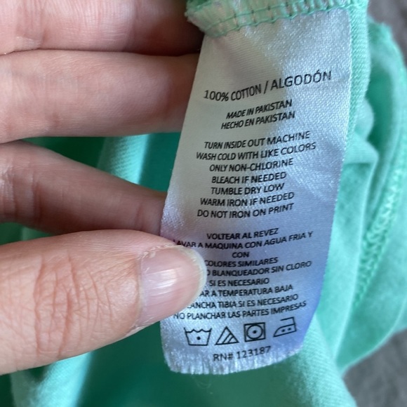 Guy Harvey Tank Size Medium PRICE FIRM 💥 - Picture 8 of 8